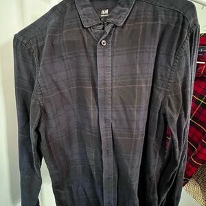 H&M Black and Navy Plaid Button-Up Shirt